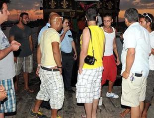 Tourist group takes sailors hostage, attempts to cross to Greece’s Kos from Turkey’s Bodrum