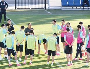 Turkey to play Kosovo under shadow of Arda Turan saga