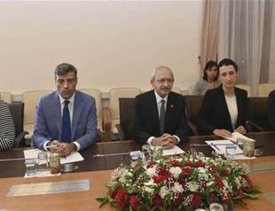 Main opposition calls on OSCE to examine pressure on Turkish media