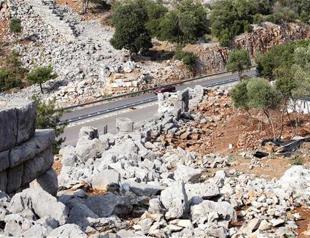 Ancient road found in Termessos ancient city