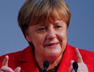 Merkel rules out Turkish vote in Germany on death penalty