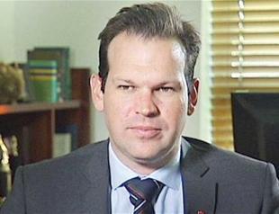 Australian minister quits after finding out he may also be Italian