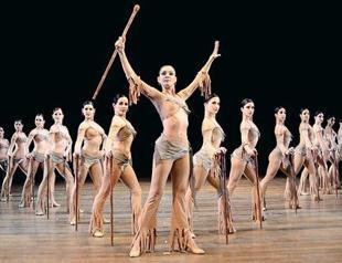 Cuban dance at Bodrum Castle