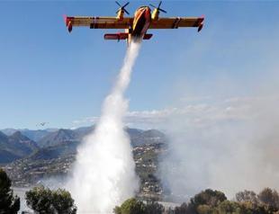 10,000 evacuated over new wildfire in France