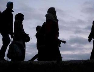 Turkish security forces catch 47 refugees attempting to cross into Europe