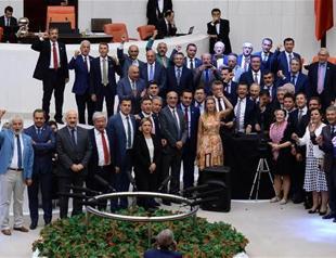 Members of election board will face judge, Turkey’s main opposition leader says