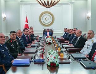 Turkey reshuffles land, air and navy commanders at key military meeting