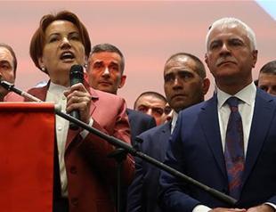 Former MHP MP Akşener to stand as presidential candidate from new party for 2019 elections