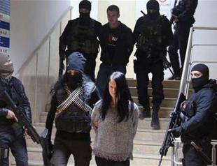 Two Czechs arrested over alleged links to YPG