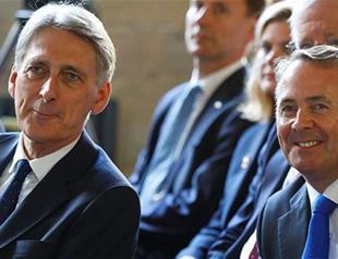 Britain says will not stay in EU via ‘back door’