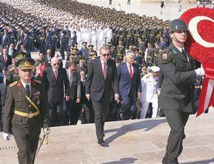 Turkey will eliminate all threats against its existence, Erdoğan says on ‘Victory Day’