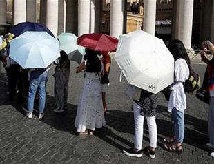 ‘Lucifer’ heatwave keeps parts of Europe in red alert
