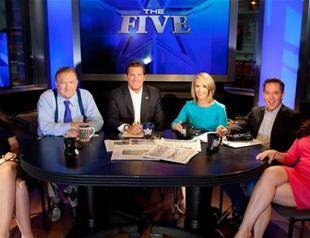 Fox suspends TV host in probe of lewd text messages