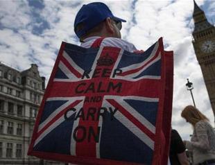 Britain seeks Brexit without borders for Northern Ireland