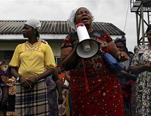 Shell warns of safety risks at occupied Nigeria plant