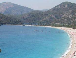 Nearly 8 million tourists visit Antalya in 2017 despite sharp decline in arrivals from Europe