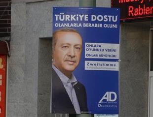Party founded by Turks in Germany uses Erdoğan posters in campaign
