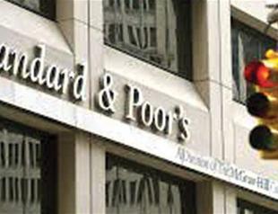 S&P upgrades its outlook on Greek Cypriot debt