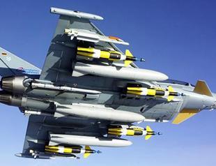 Qatar agrees to buy 24 jet fighters from the UK