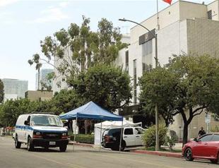 Man opens fire at LA Chinese consulate, kills himself