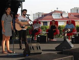 Votes open for Turkish singing competition ‘Reflect your light’