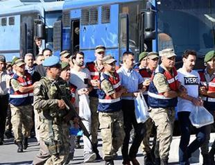 Turkish prosecutor files lawsuit against five prison staff over ‘hero’ t-shirt on coup suspect