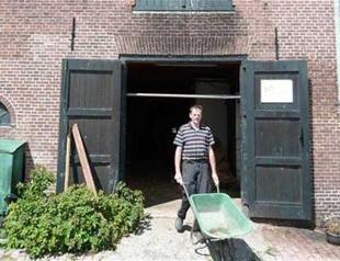 Online matchmaker aims to save Dutch farms with no heirs