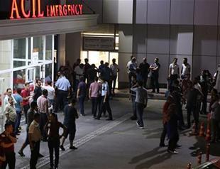 ISIL suspect in custody stabs police officer to death in Istanbul