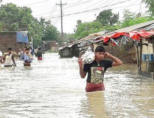 Floods kill 165 in India, Nepal and Bangladesh