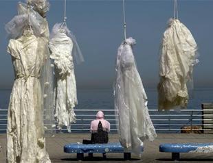 Lebanon scraps law absolving rapists who marry victims