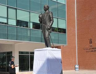 Man who spray-painted Atatürk statue detained in Turkey’s Eskişehir