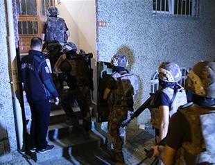 Former drug addicts embrace life thanks to textile mill owner in Istanbul