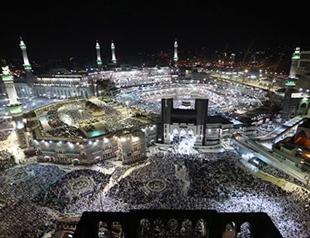 Two million pilgrims converge on Mecca for the haj