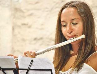 Young flutists take stage in Gümüşlük