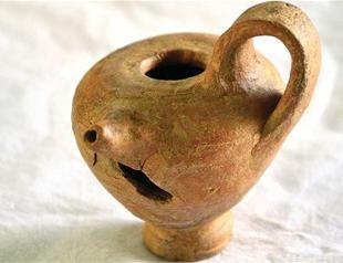 Ancient baby bottle found in Çanakkale