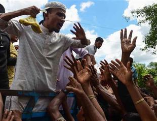 UN seeks “massive” help for Rohingya fleeing Myanmar ‘ethnic cleansing’