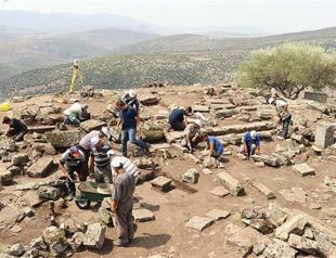 Searching for traces of ancient Temple of Athena in Turkey’s Manisa