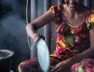 Vietnam rice paper artisans roll with tradition