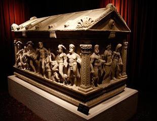 Roman sarcophagus of Hercules welcomes visitors at Antalya museum