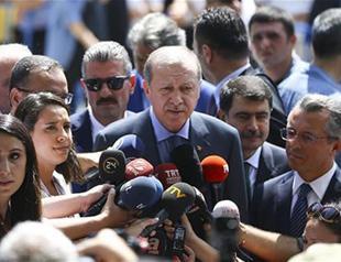 Erdoğan tells Turks in Germany not to vote for Turkeys enemies Merkel, Schulz, Greens