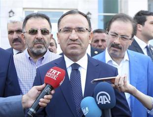 Erdoğan’s call to not to vote for Merkel, Schulz, Greens only aimed at Turkish-origin voters: Deputy PM