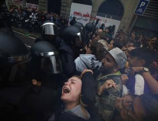 Defiant Catalans vote on split from Spain despite crackdown