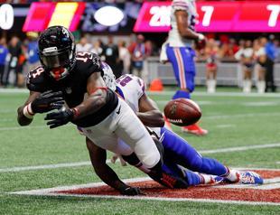 Bills stun Falcons, Patriots stumble in NFL