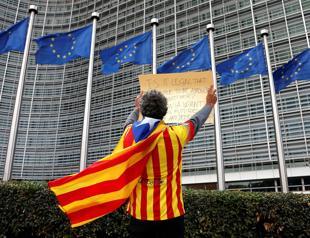 Spain in crisis after Catalan independence vote