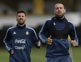 Argentina hopes on line in crucial Peru clash