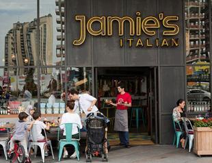 Jamie Oliver’s Istanbul restaurant goes bankrupt