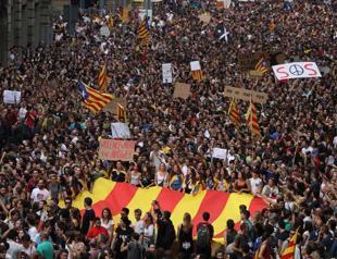Spain rejects mediation as Catalans plan to declare independence