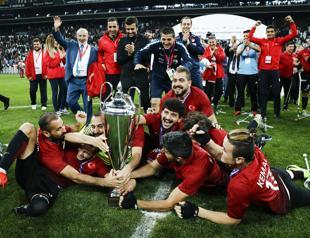 Turkey celebrates amputee football team after European title victory