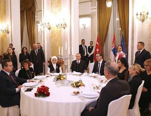 Serbian minister sings in Turkish at dinner with Erdoğan