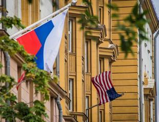 Russia protests to US shameful theft of consulate flags